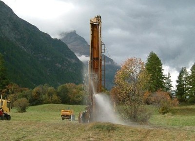 Forage de recherche en eau à Bessans