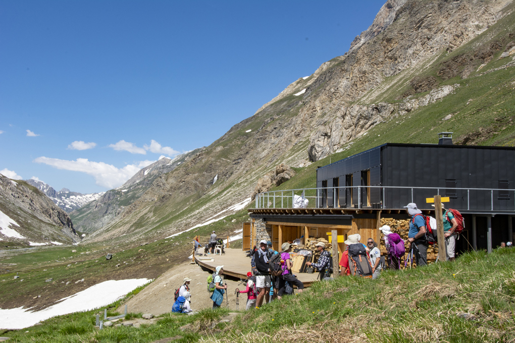 Le refuge de Prariond a fait peau neuve ! Savoie.fr Le refuge de Prariond a fait peau neuve ! Savoie.fr