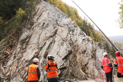 Préparation et sécurisation du front de taille de la tête amont du futur tunnel