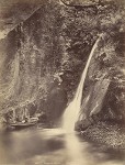 Les Gorges avec un bateau. Carte postale ancienne