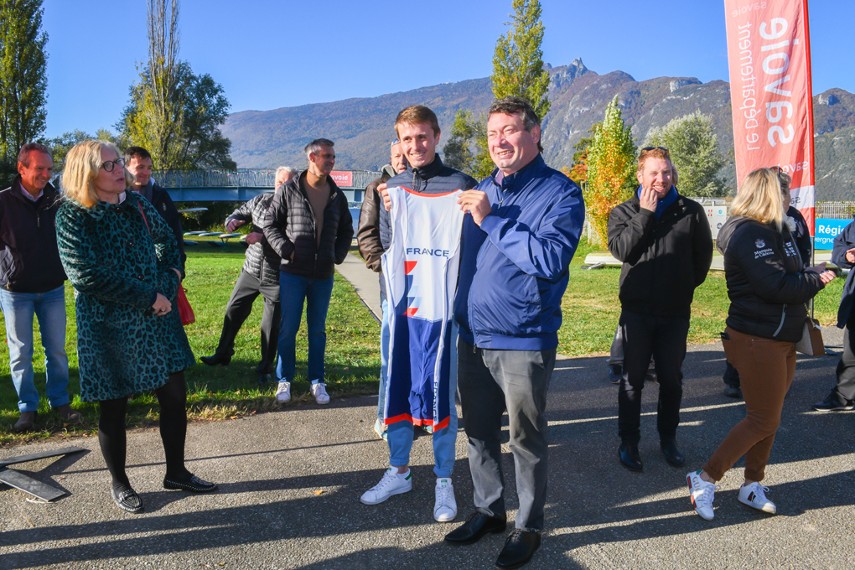 Le skiff Duc de Savoie - Crédit : Fabrice Rumillat