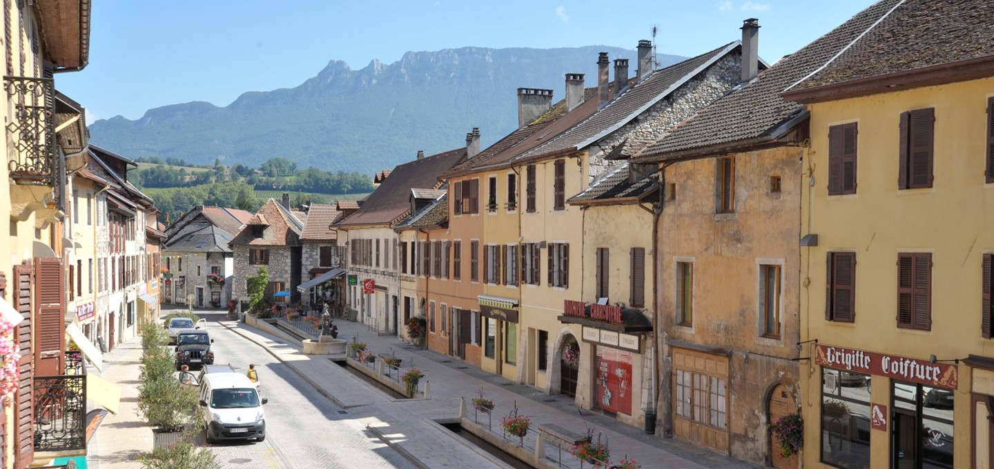 Vue de Yenne