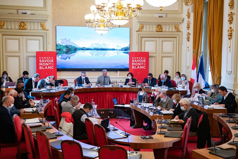 le conseil réuni