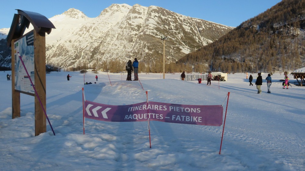 Bandeau pour canaliser flux pratiquants Bessans