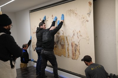 Installation des peintures murales
