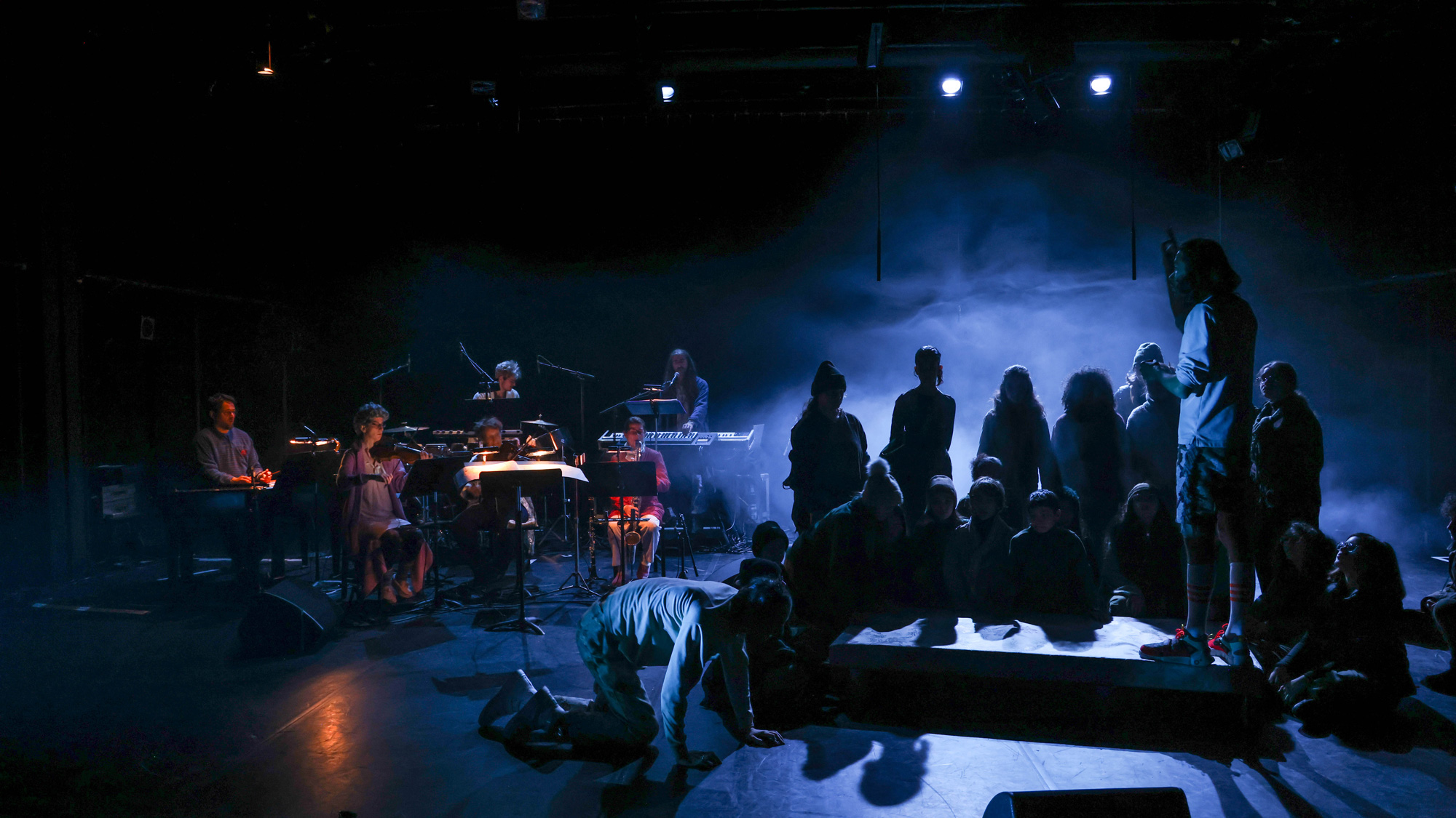 2e2m-Pater-Nap-5 ©-Arno-Bouvier--Théâtre-de-Vanves WEB