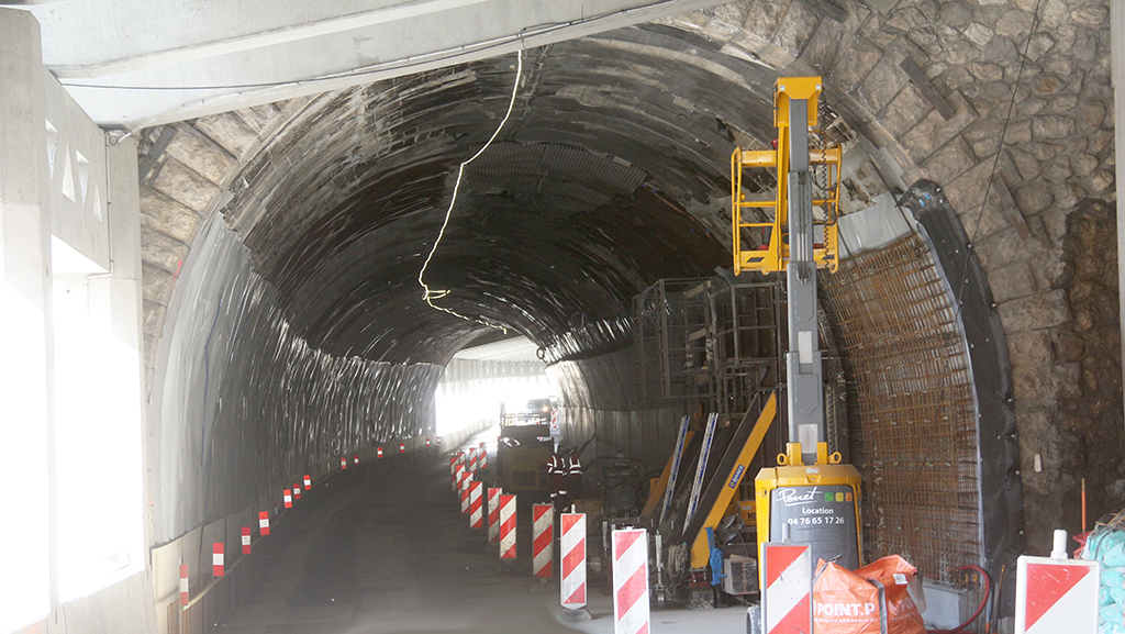tunnel-Saut