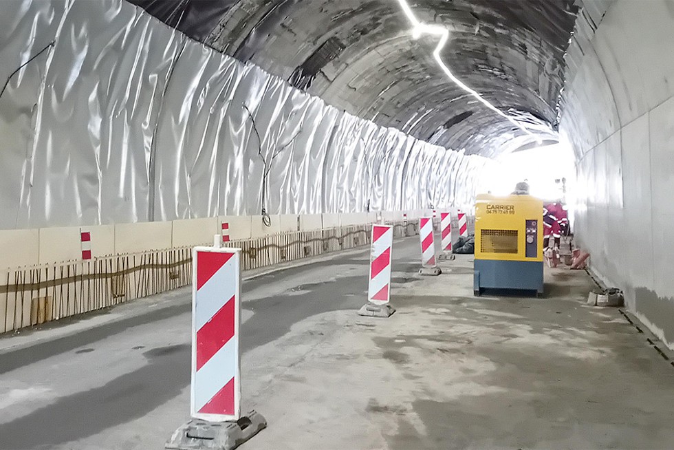 Les travaux dans le tunnel